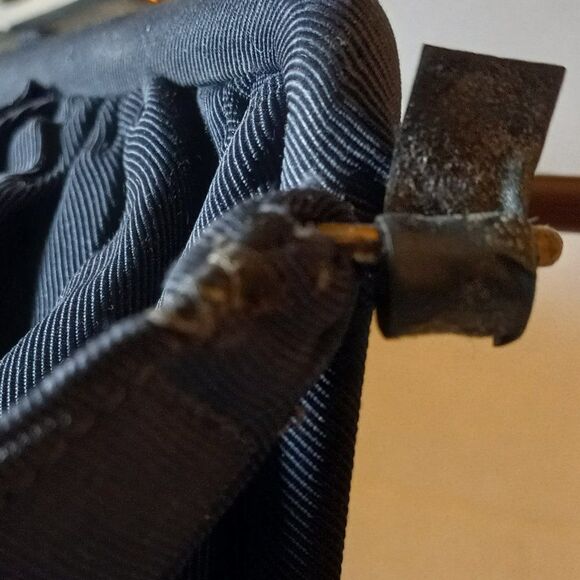 Vintage Blue Gold Tone Metal Lever Pin Wristlet/bag Cottagecore Grandmacore - Picture 5 of 14